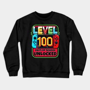 Level 100 Days of School Unlocked Game Controller Gamer Boys Crewneck Sweatshirt